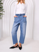Load image into Gallery viewer, Leo Barrel jean