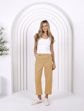 Load image into Gallery viewer, Toni barrel clay