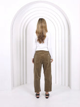 Load image into Gallery viewer, Toni Barrel Cord Jean Sage