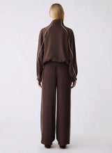 Load image into Gallery viewer, Staycation Jacket
