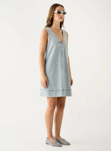 Load image into Gallery viewer, Bayview Denim Shift Dress
