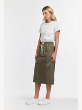Load image into Gallery viewer, Quilted khaki skirt
