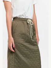 Load image into Gallery viewer, Quilted khaki skirt
