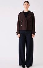 Load image into Gallery viewer, Avenue cropped trench
