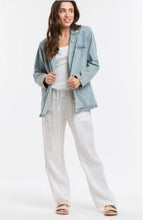 Load image into Gallery viewer, Pat Denim Blazer
