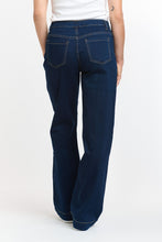 Load image into Gallery viewer, Macey Jean
