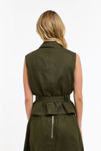 Load image into Gallery viewer, Perry linen vest
