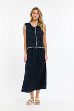 Load image into Gallery viewer, Maison satin skirt Navy

