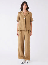 Load image into Gallery viewer, Rebound shirt olive
