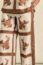 Load image into Gallery viewer, Gesture pant coffee collage
