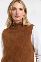 Load image into Gallery viewer, Bobby Vest
