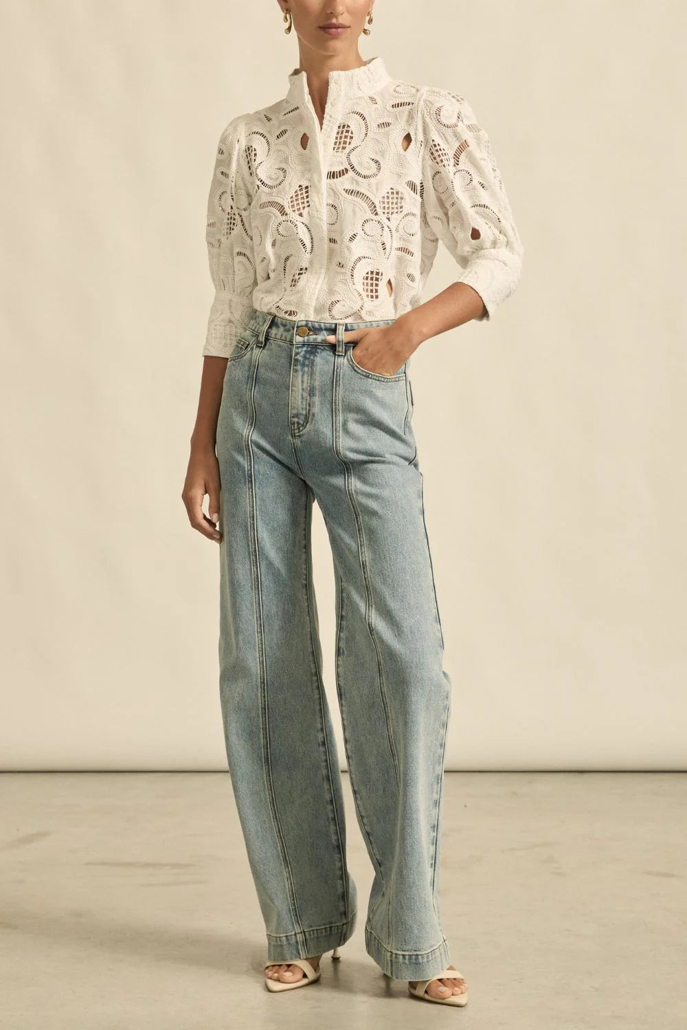 Mantra top