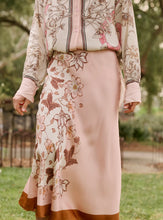 Load image into Gallery viewer, Daisy skirt
