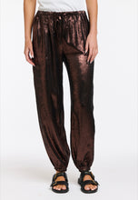 Load image into Gallery viewer, Metallic Leni pant

