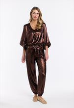 Load image into Gallery viewer, Metallic Leni pant
