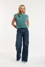 Load image into Gallery viewer, Mohair vest
