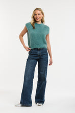 Load image into Gallery viewer, Mohair vest
